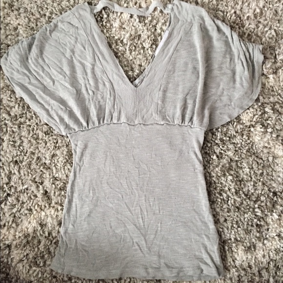 bebe Tops - Bebe short sleeve knitted top